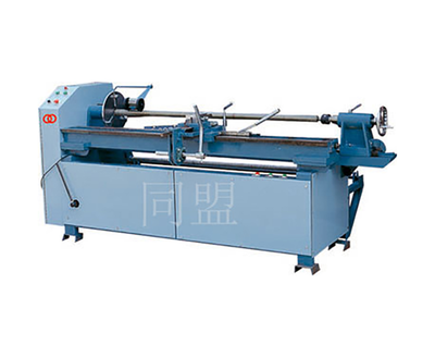 Single-knife slitting machine